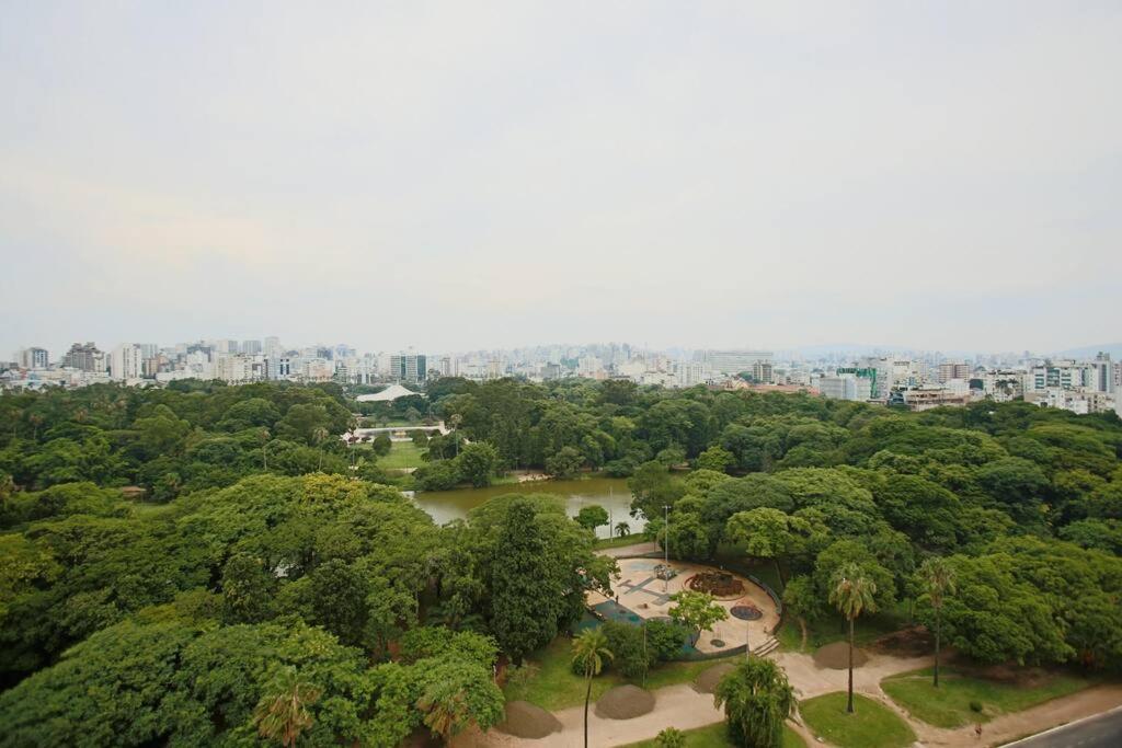 Apto Frente Parque Com Vista E Piscina Porto Alegre Exterior foto