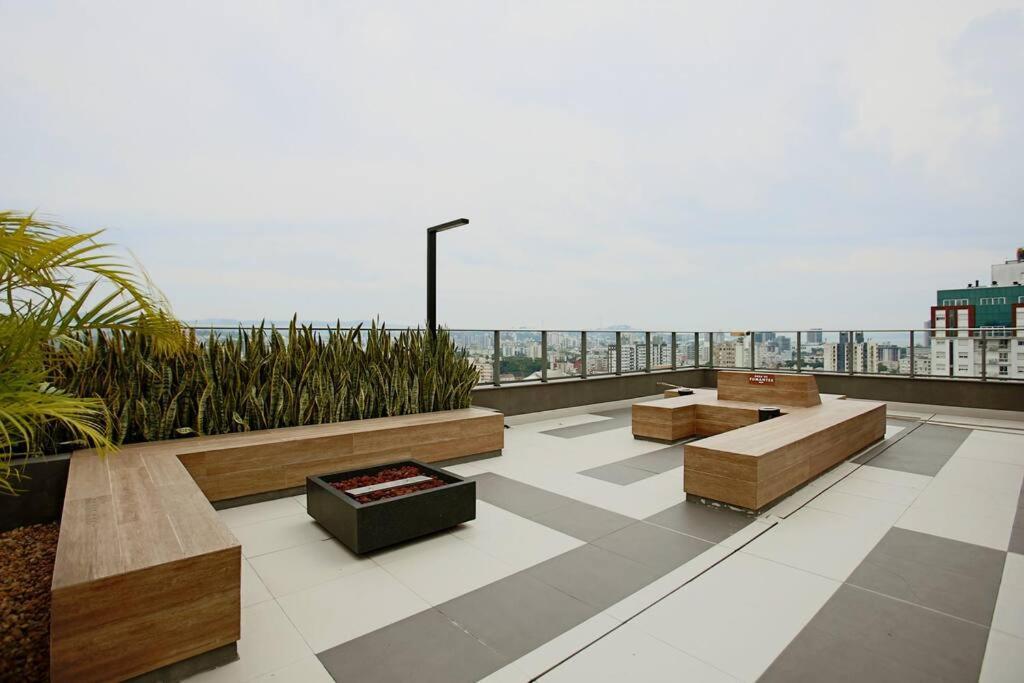 Apto Frente Parque Com Vista E Piscina Porto Alegre Exterior foto